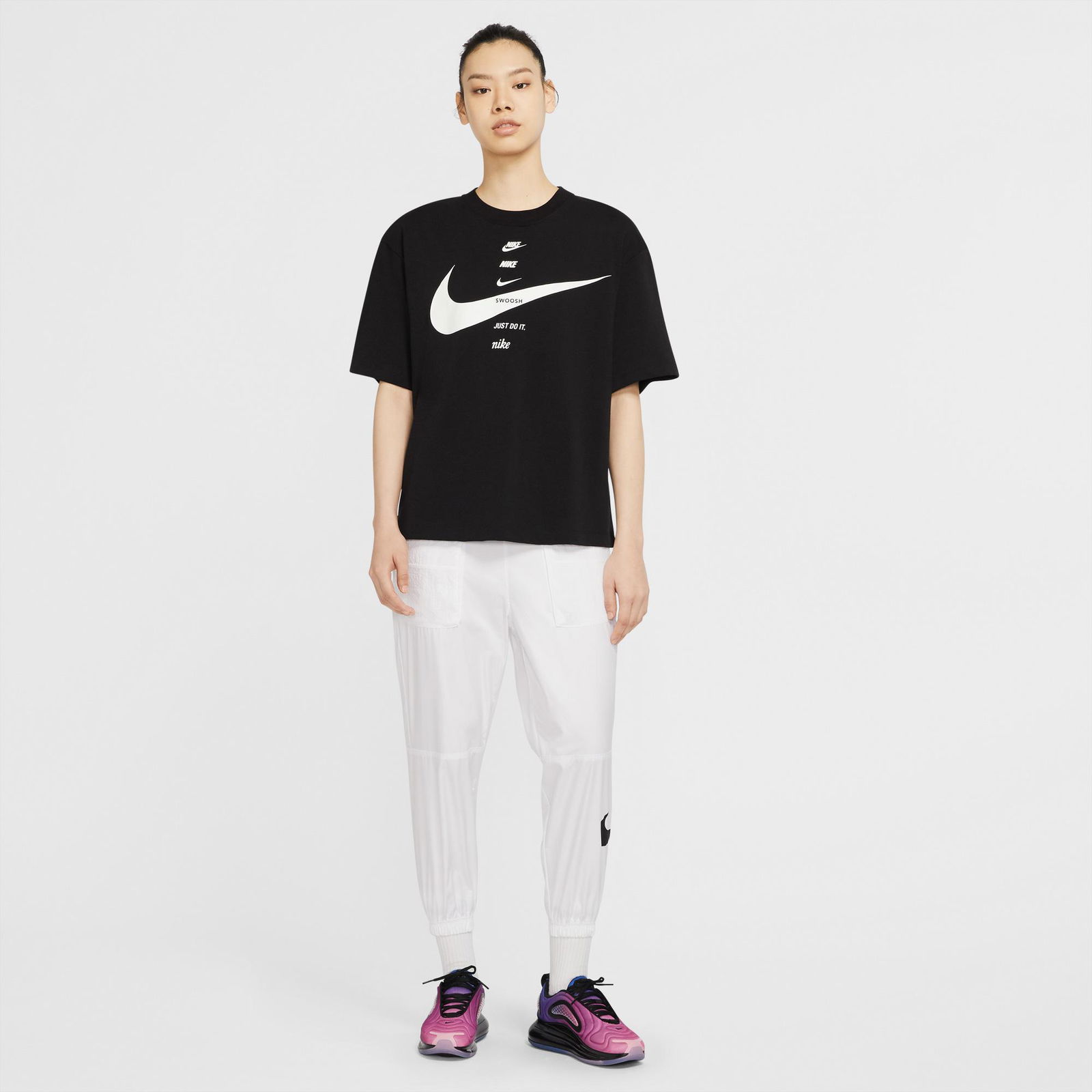 Nike Sportswear Swoosh Siyah T-Shirt