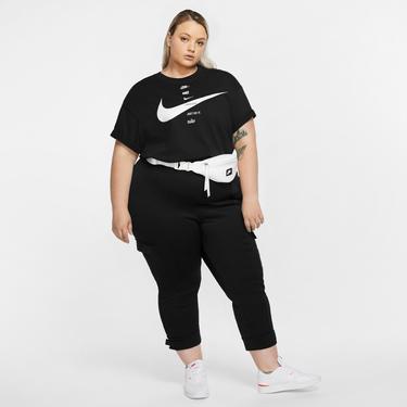  Nike Sportswear Swoosh Siyah T-Shirt