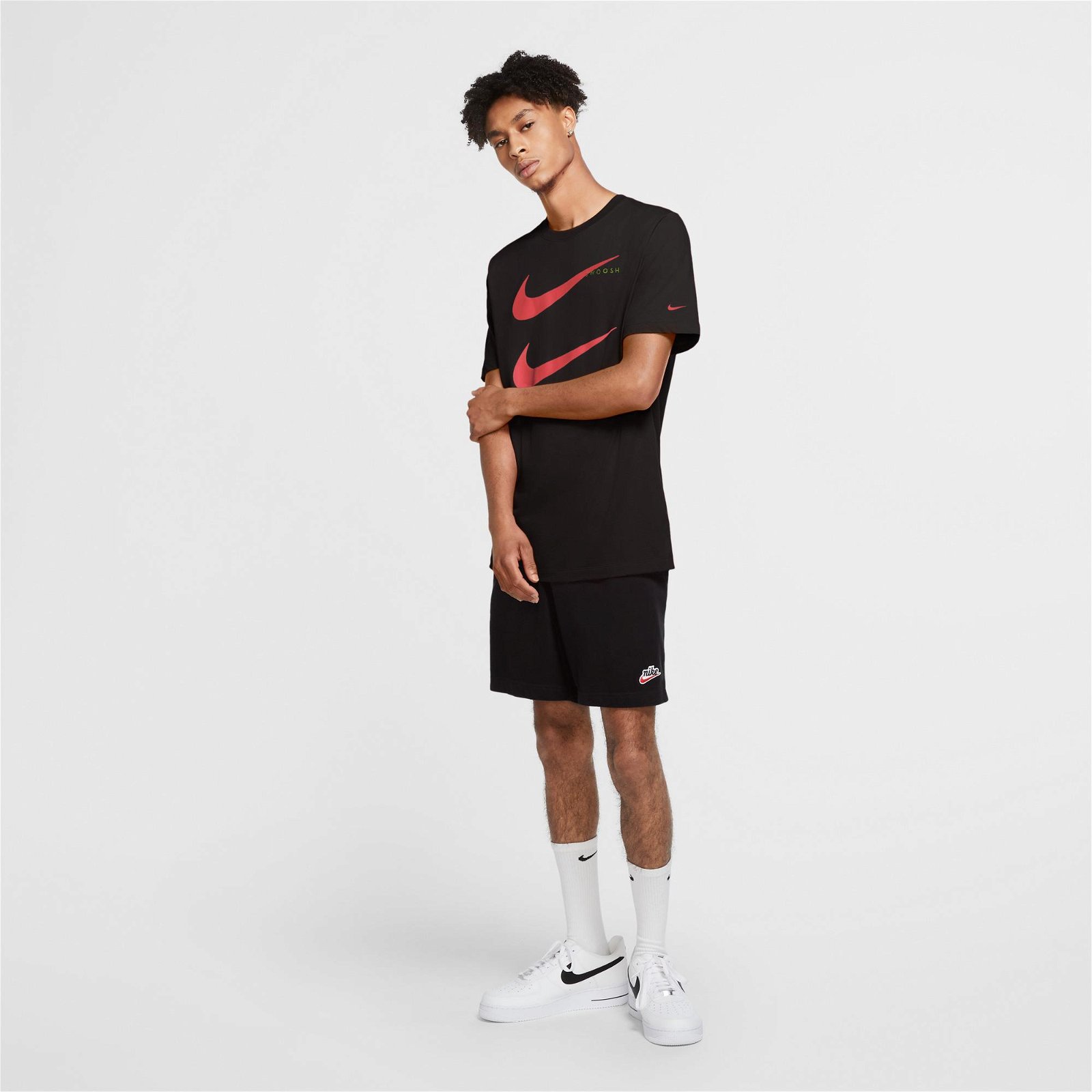 Nike Sportswear Swoosh Siyah T-Shirt