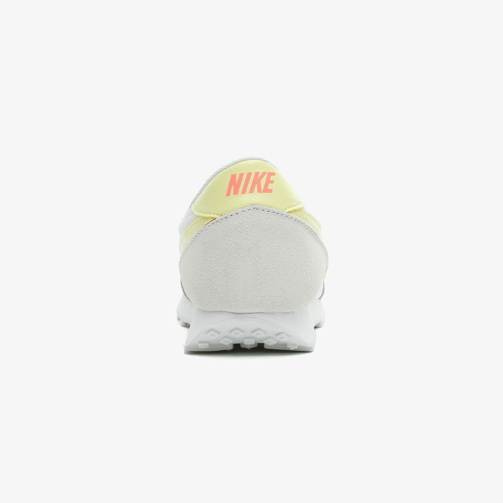Nike DayBreak Kadın Beyaz Spor Ayakkabı