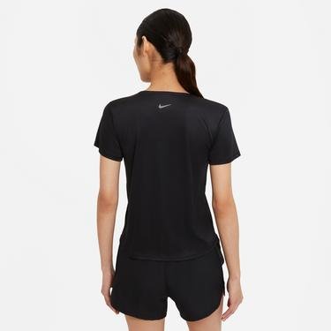  Nike Swoosh Run Kadın Siyah T-Shirt