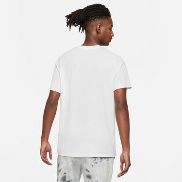 Nike Sportswear Chase Dreams Erkek Beyaz T-Shirt