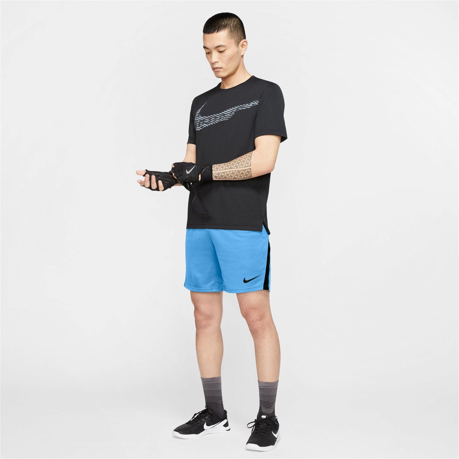 Nike Dri-Fit Knit Train Erkek Mavi Şort