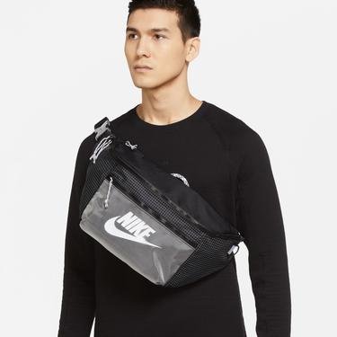  Nike Tech Trl Unisex Siyah Bel Çantası