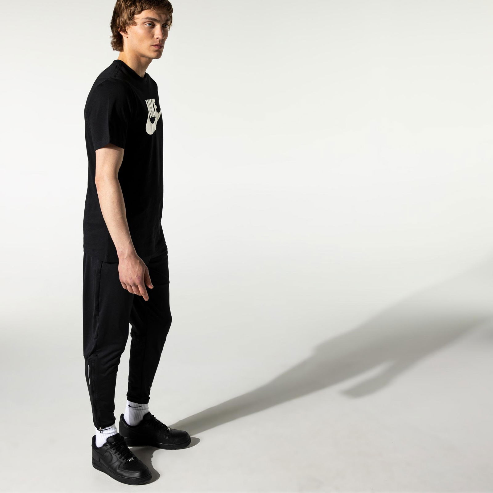 Nike Sportswear Brand Mark Application 1 Erkek Siyah T-Shirt