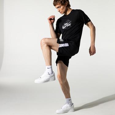  Nike Challenger 7inç Bf Wild Run Graphic Erkek Siyah Şort