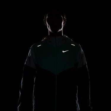  Nike Rpl Uv Windrnner Erkek Yeşil Ceket