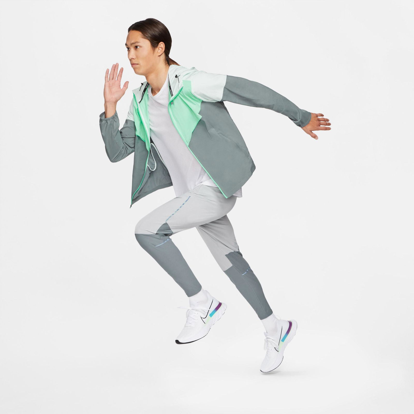 Nike Rpl Uv Windrnner Erkek Yeşil Ceket