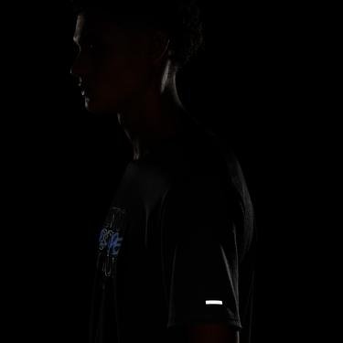  Nike Dri-FIT Miler Top WR Gx Erkek Siyah T-Shirt