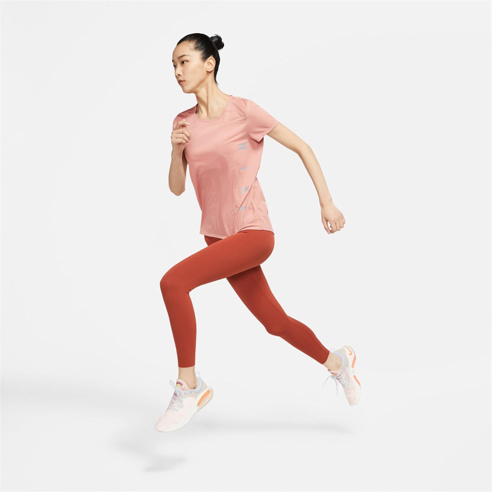 Nike Miler Run Division Gx Kadın Kırmızı/Pembe T-Shirt