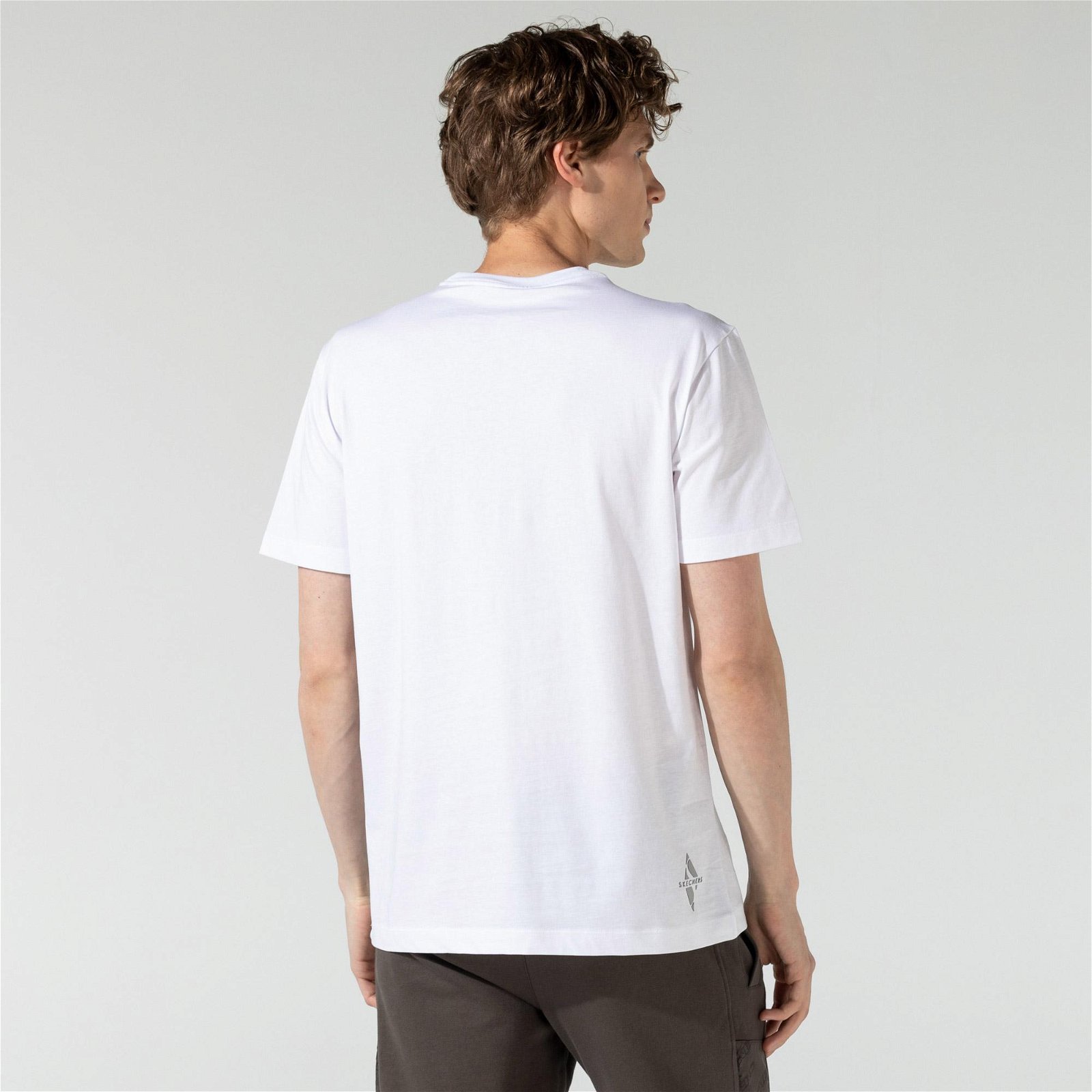 Skechers Graphic Crew Neck Erkek Beyaz T-Shirt