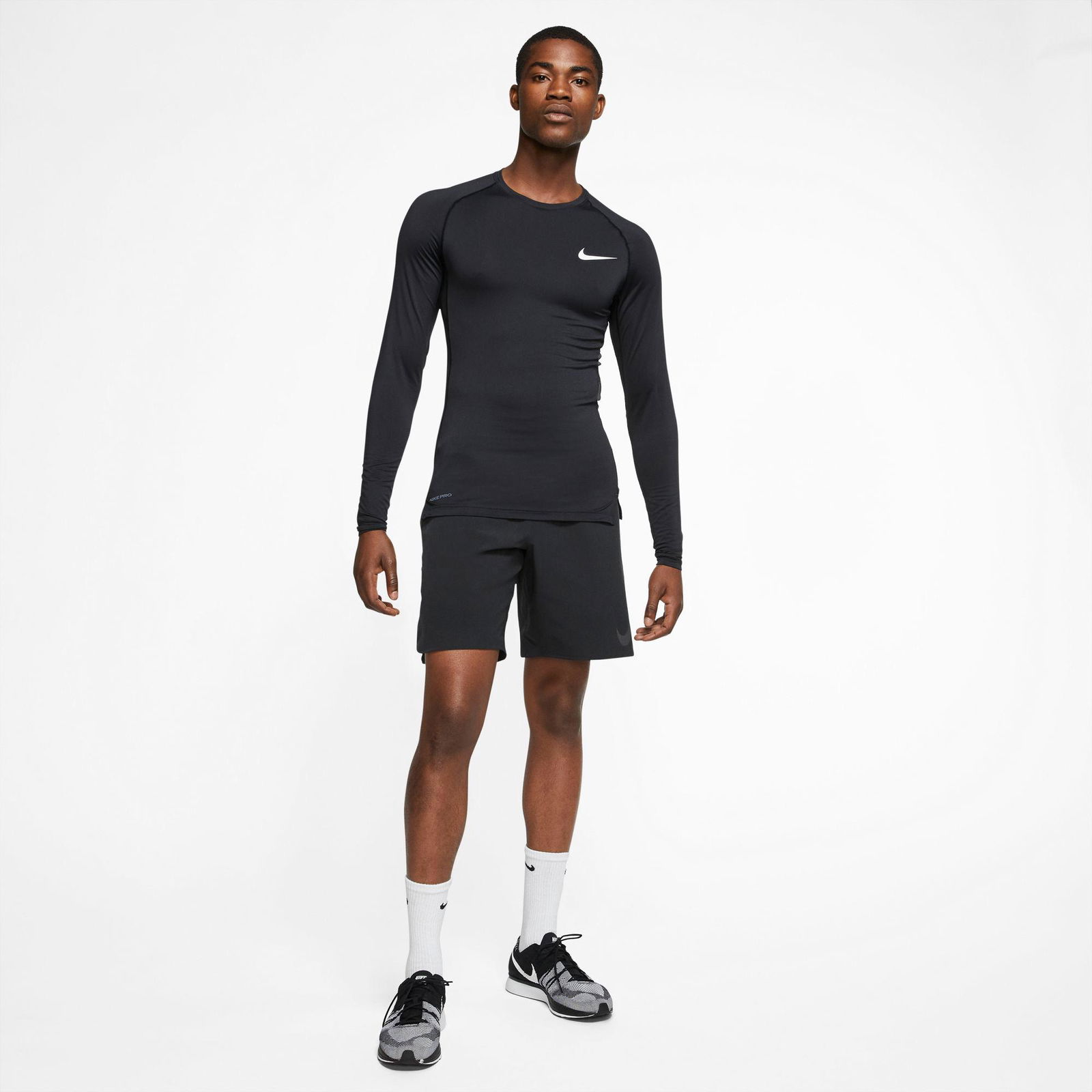 Nike Pro Top Erkek Siyah T-Shirt