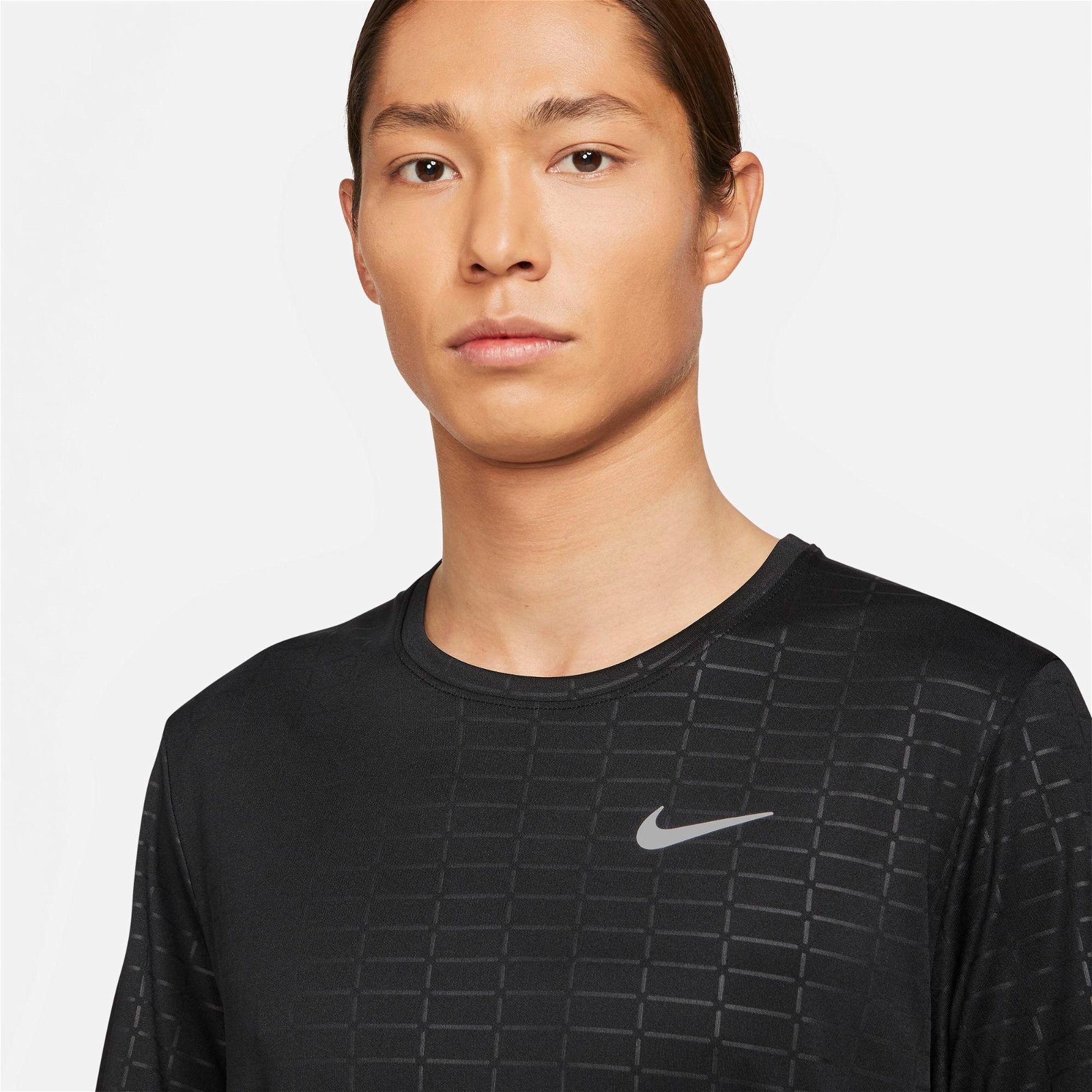 Nike Run Division Miler Erkek Siyah T-Shirt