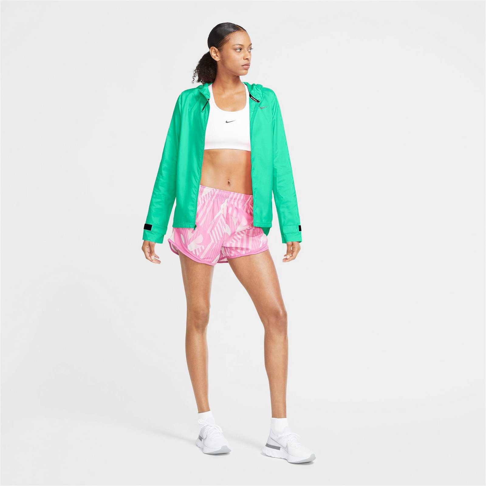 Nike Essential Kadın Yeşil Koşu Ceketi