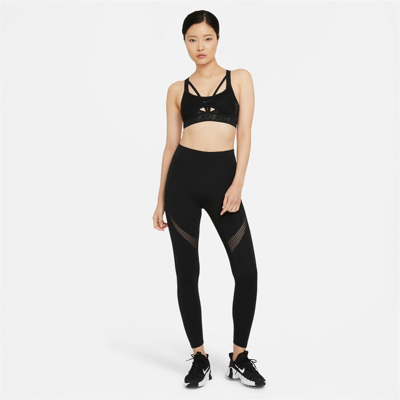 Nike Indy Dri-Fit Advantage Kadın Siyah Bra