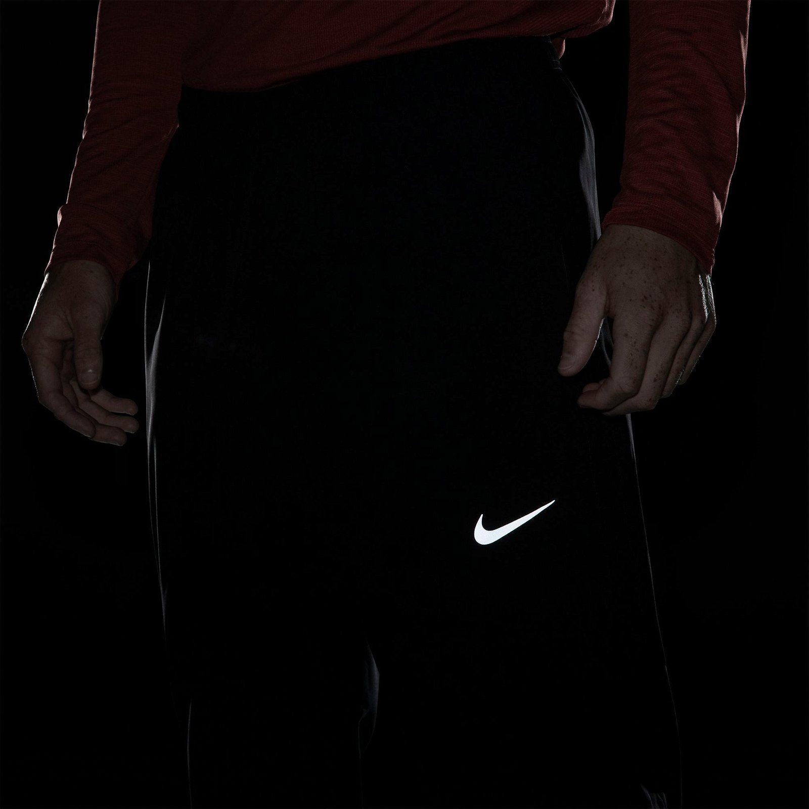 Nike Dri-FIT Run Stripe Wvn Erkek Siyah Eşofman Altı