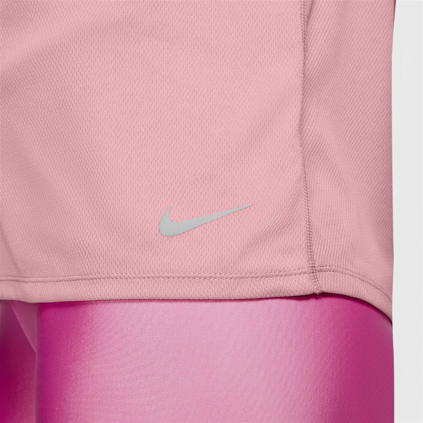 Nike Run Top Kadın Pembe T-Shirt