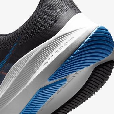  Nike Zoom Winflo 8 Erkek Gri Spor Ayakkabı