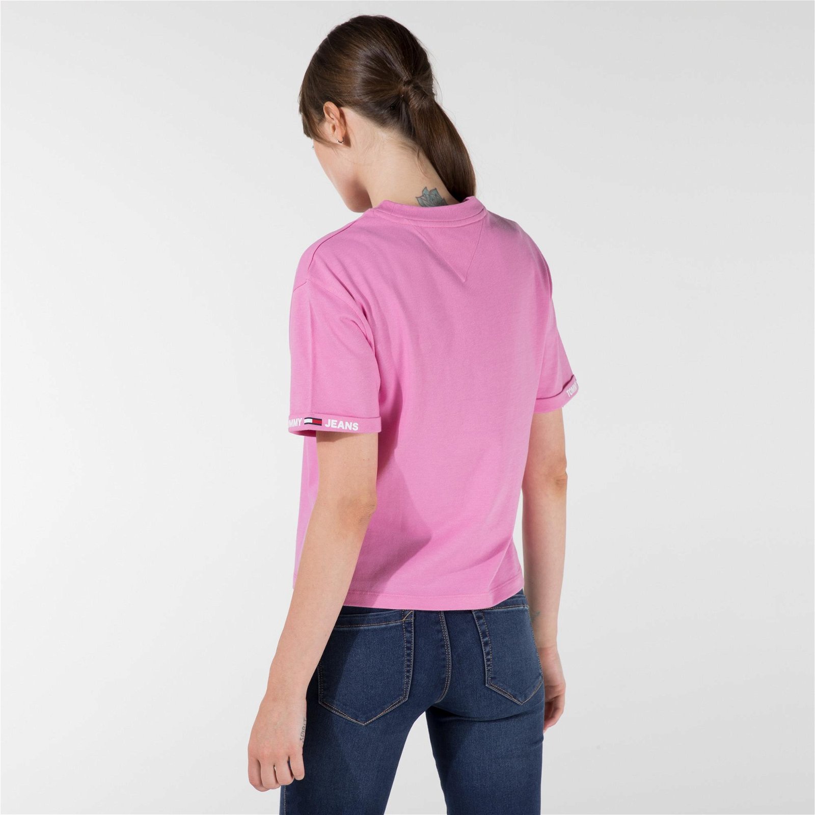 Tommy Jeans Crop Branded Kadın Pembe T-Shirt