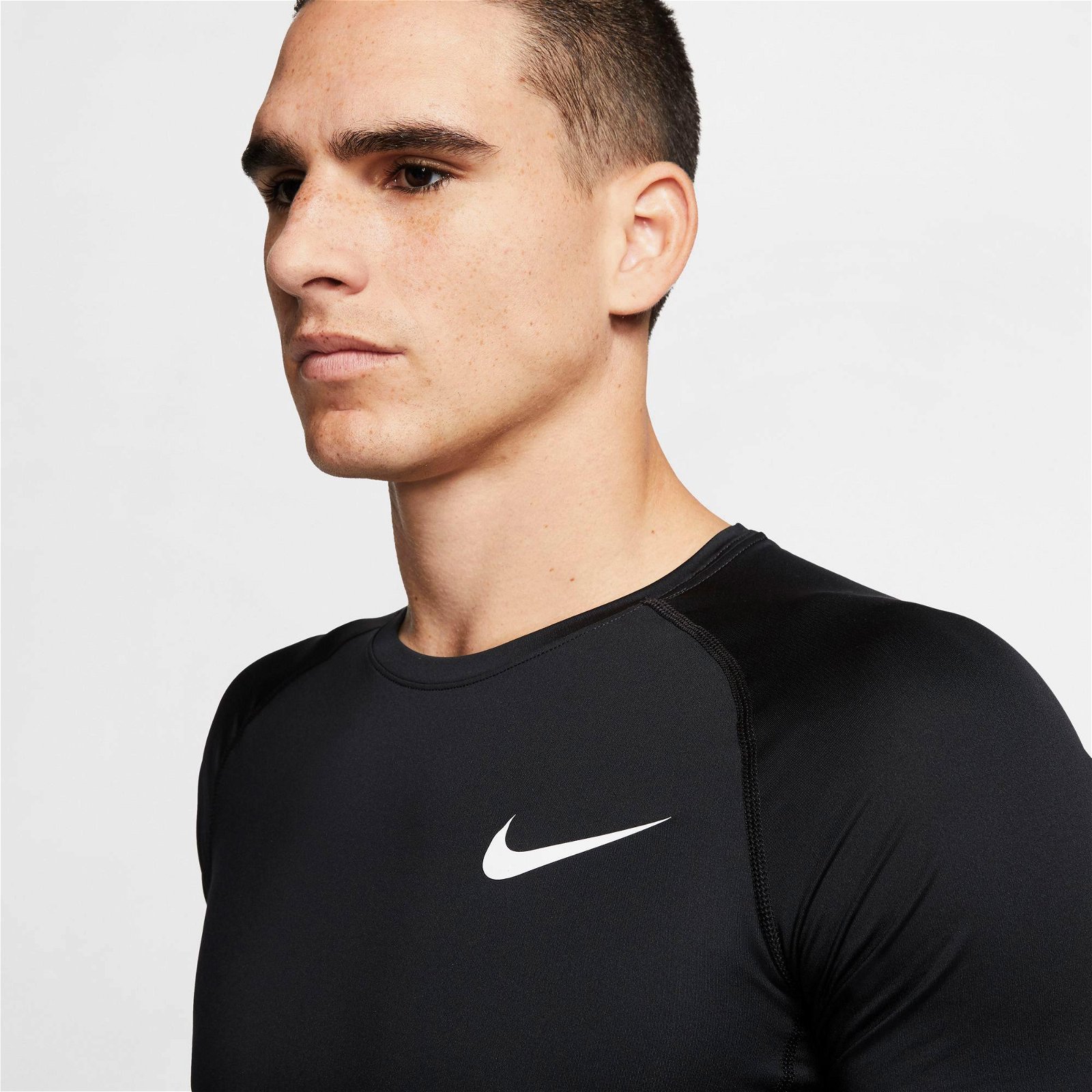 Nike Pro Top Erkek Siyah T-Shirt