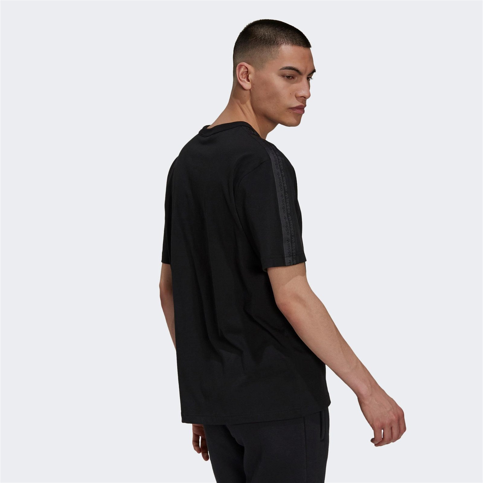 adidas R.Y.V. Loose Fit T-Shirt Erkek Siyah T-Shirt
