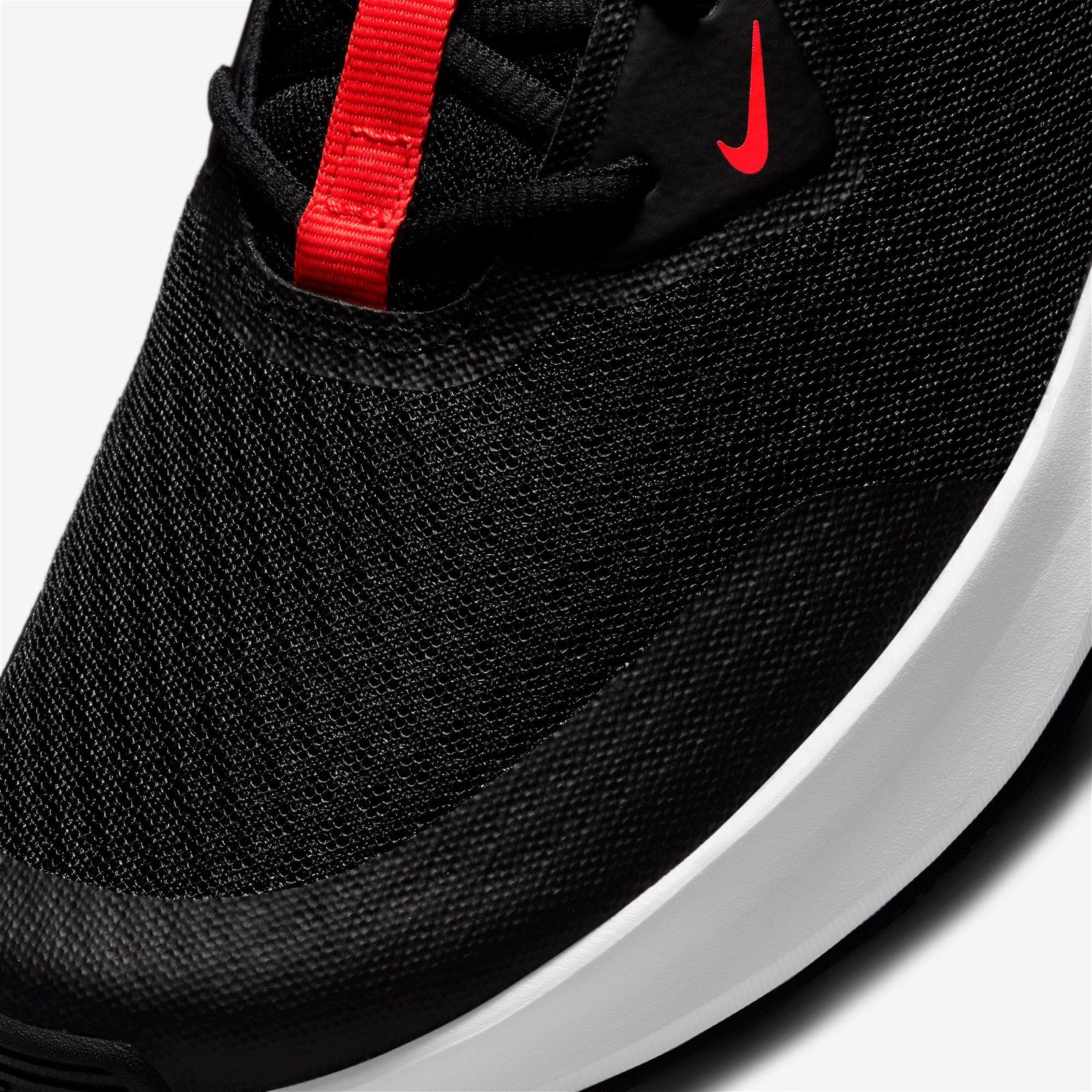 Nike Mc Trainer Erkek Siyah Spor Ayakkabı