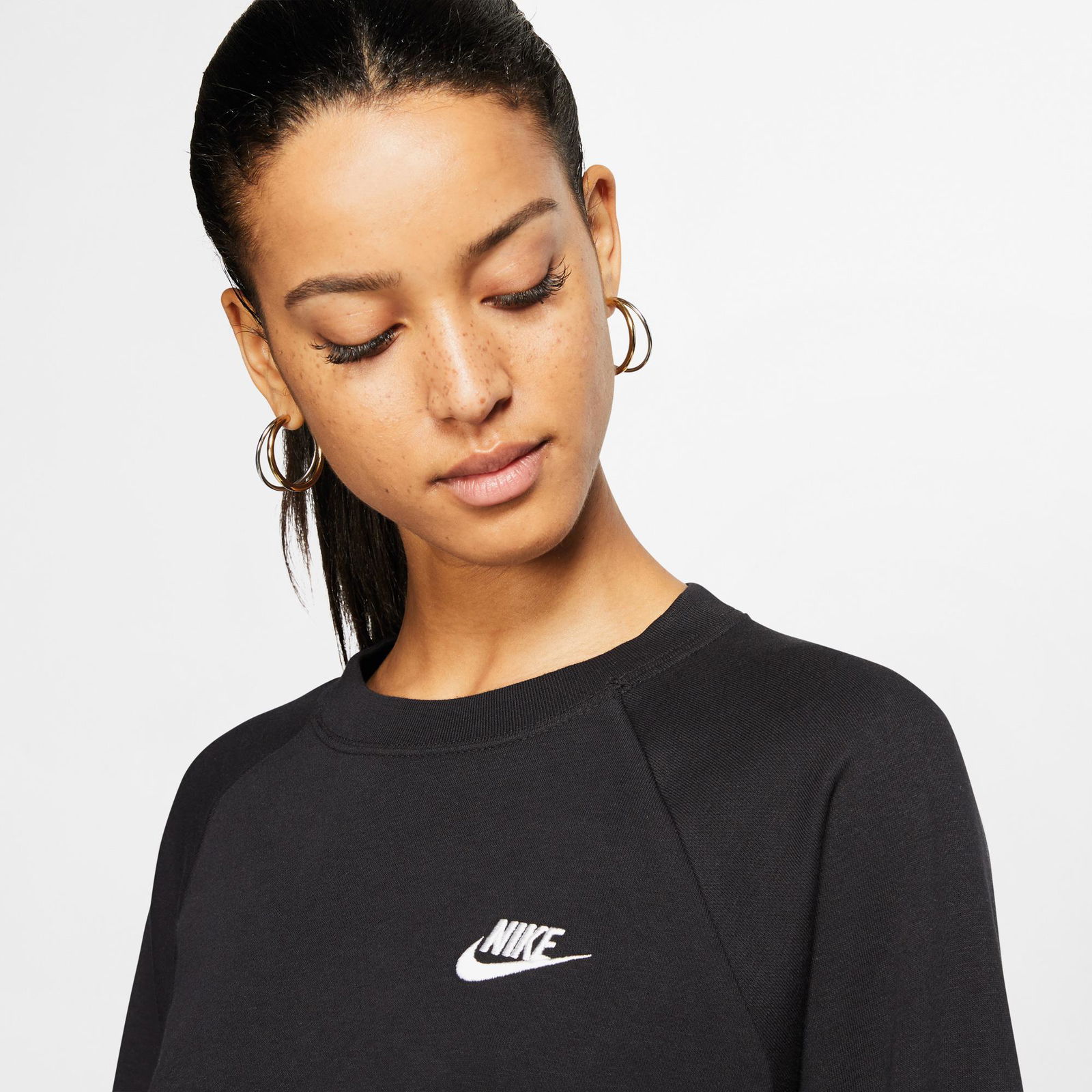 Nike Sportswear Essential Crew Kadın Siyah Uzun Sweatshirt