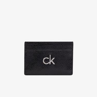  Calvin Klein Re-Lock Kadın Rugan Siyah Kartlık