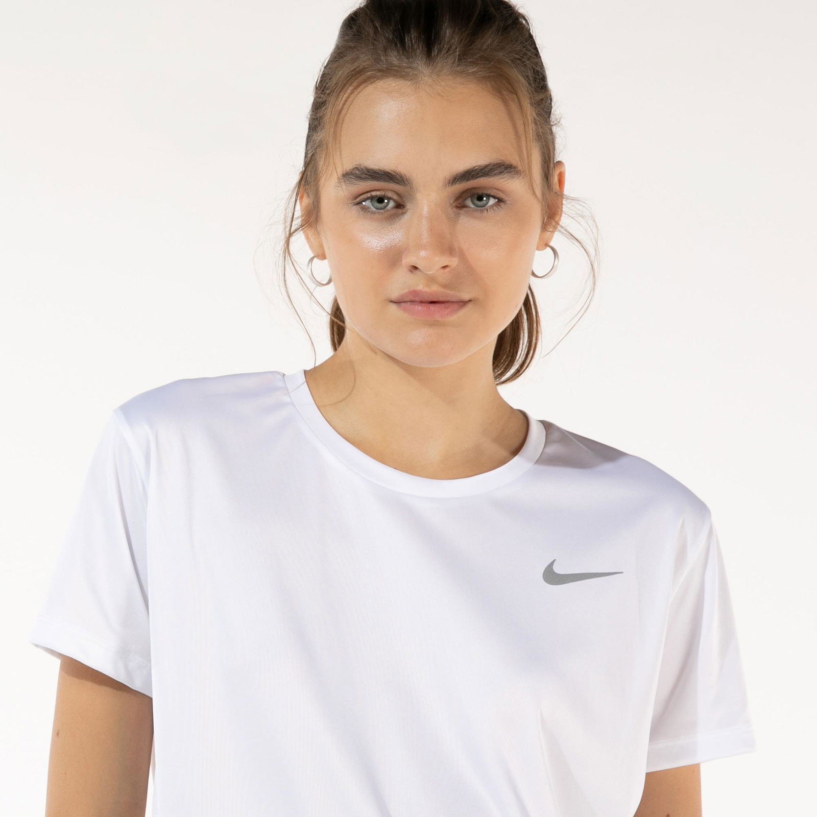 Nike Miler Top Kadın Beyaz T-Shirt