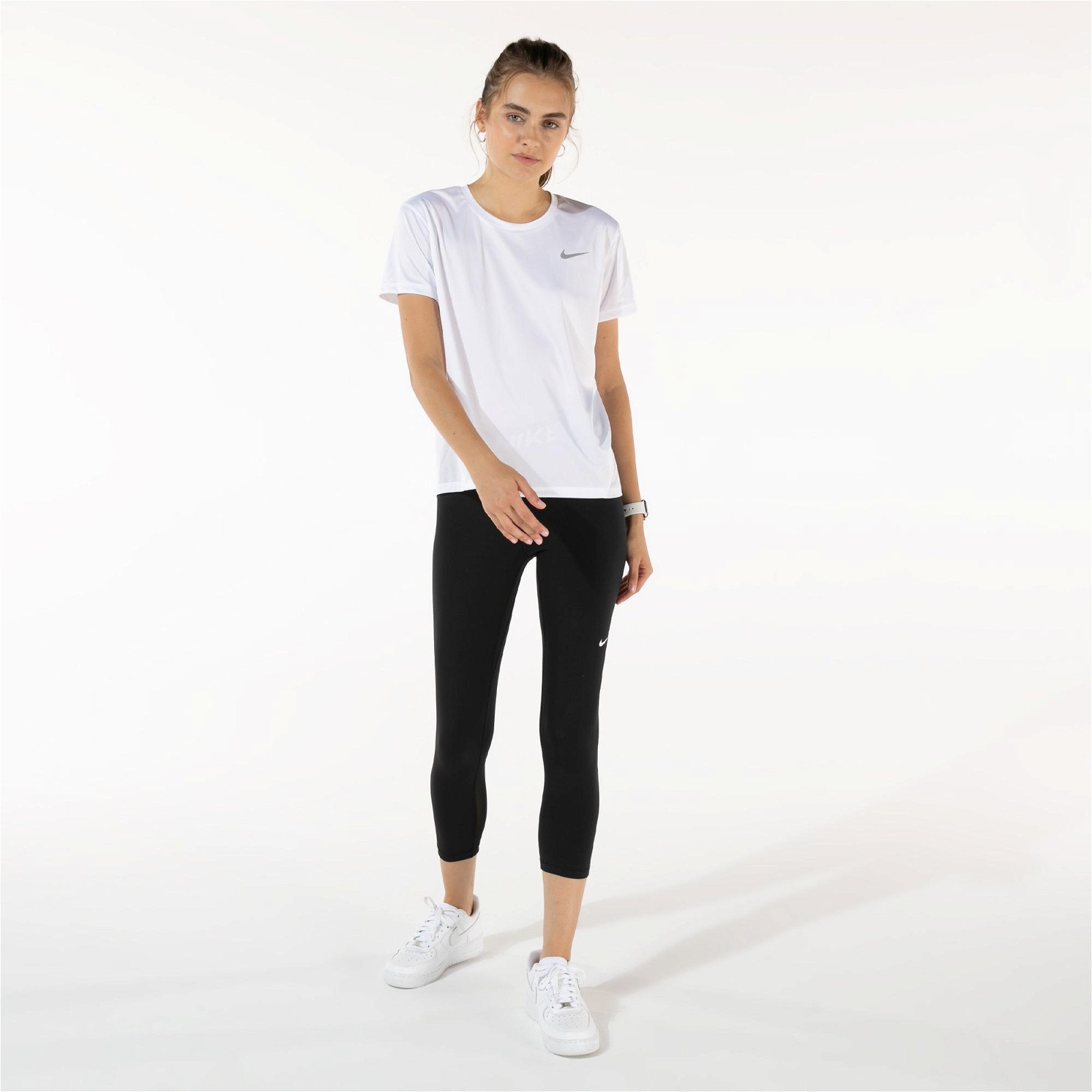 Nike Miler Top Kadın Beyaz T-Shirt