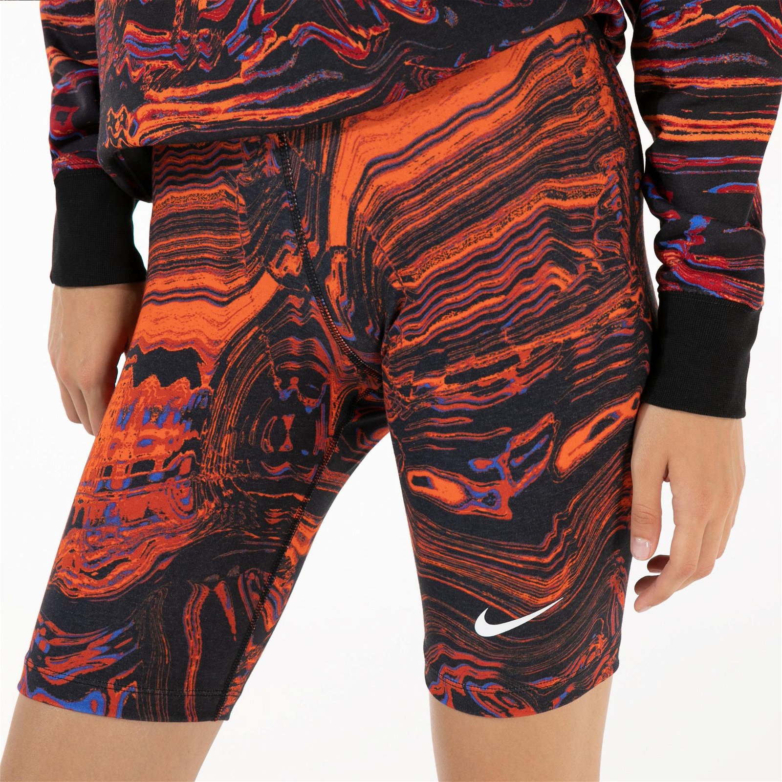 Nike Sportswear Essential Aop Print Kadın Siyah Şort