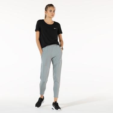  Nike Dri-Fit Essential Kadın Gri Eşofman Altı