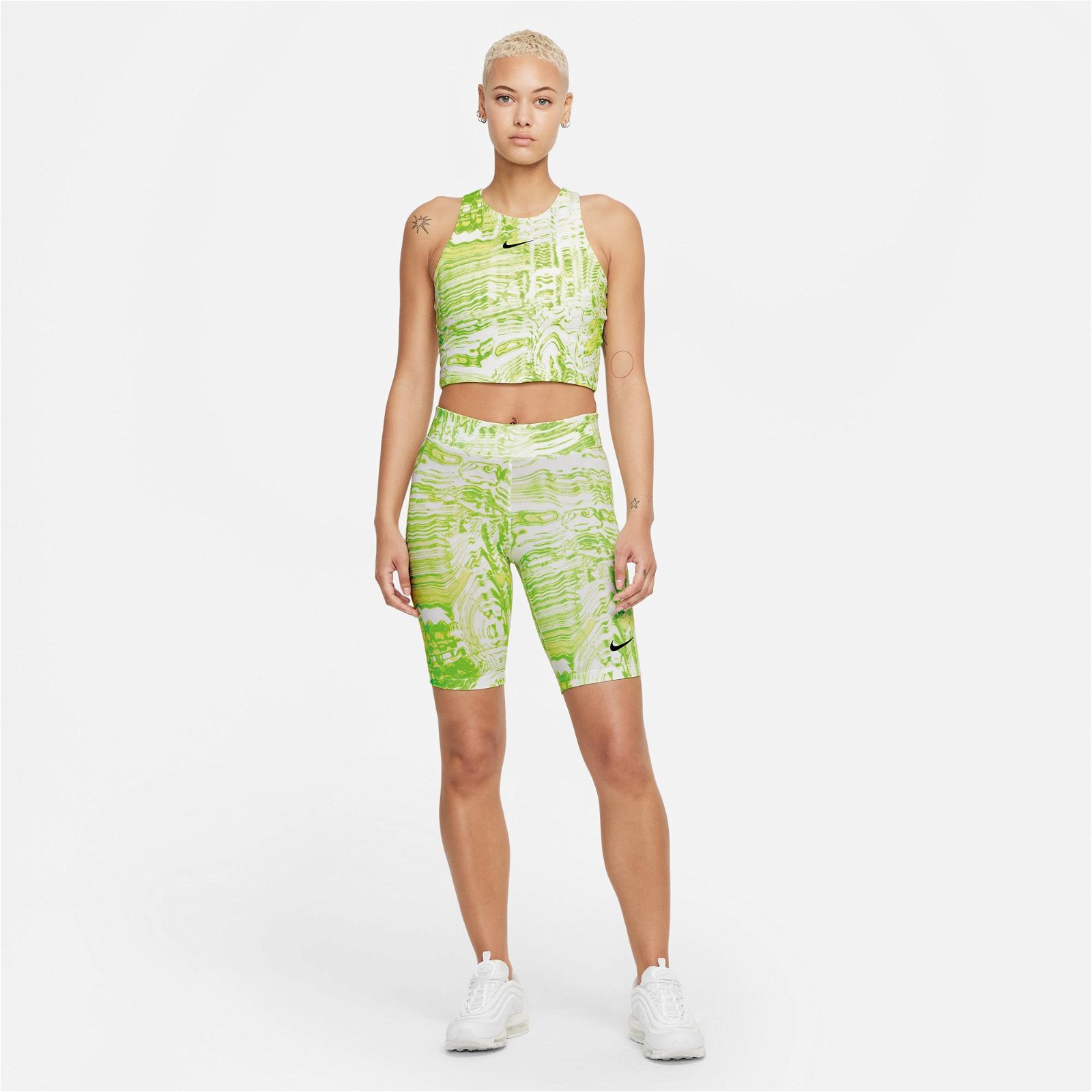 Nike Sportswear Essential Aop Print Kadın Yeşil Şort