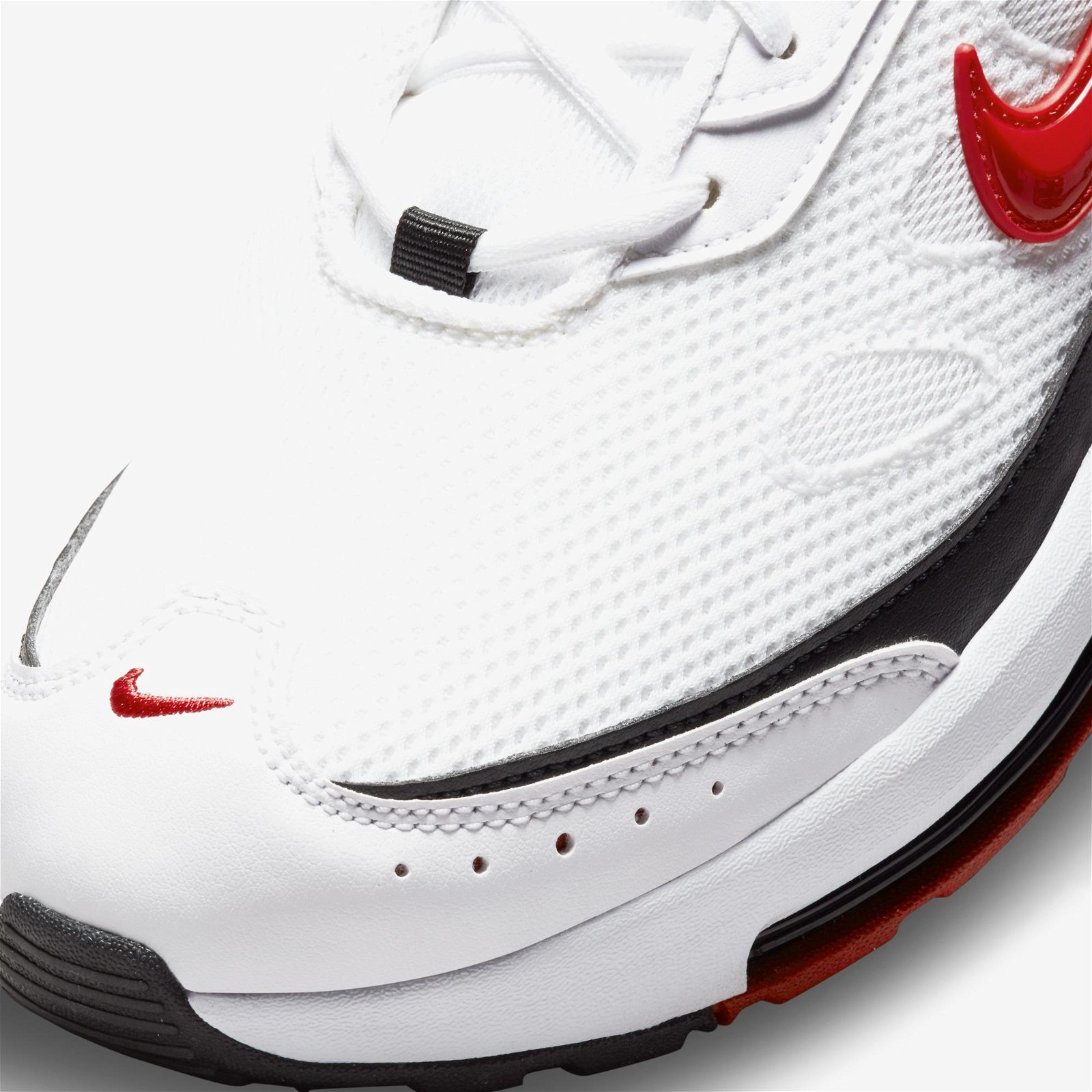 Nike Air Max AP Erkek Beyaz-Kırmızı-Siyah Spor Ayakkabı