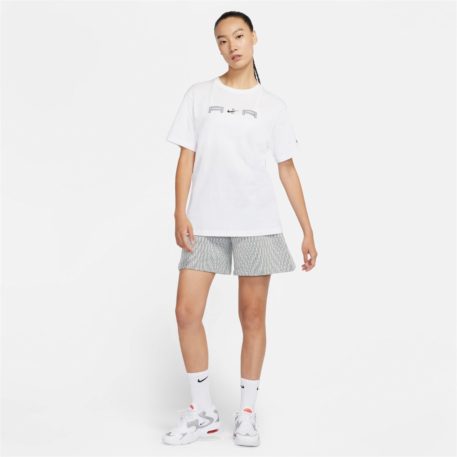 Nike Sportswear Air Top Boyfriend Kadın Beyaz T-Shirt