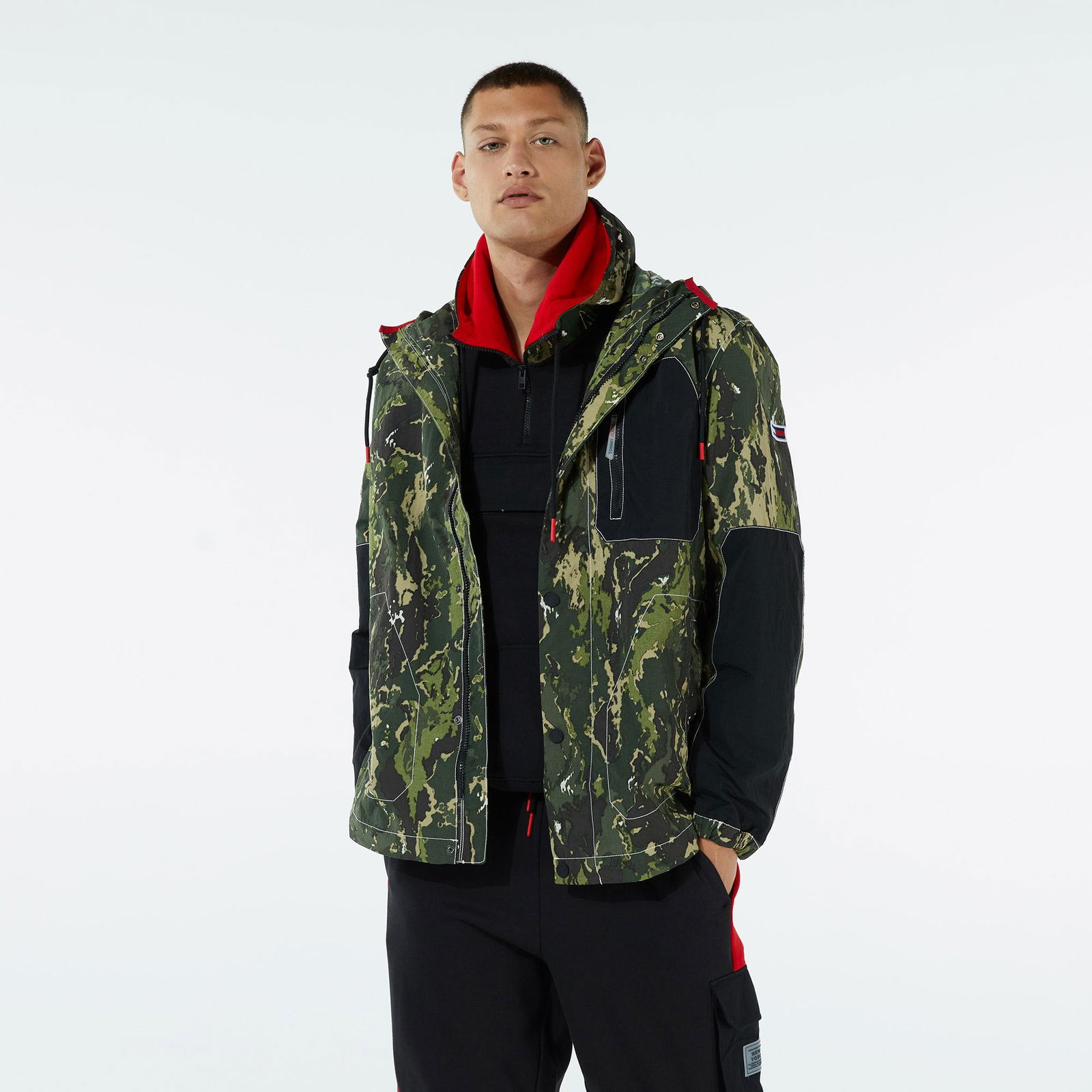 Tommy Jeans Panel Camo Windbreaker Erkek Kamuflaj Mont