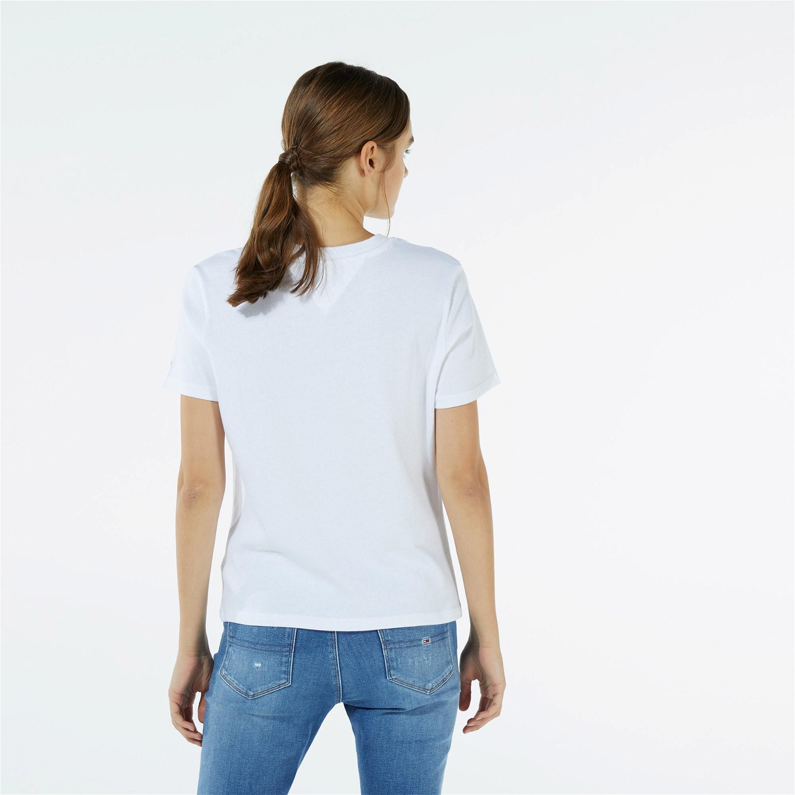 Tommy Jeans Reg Metallic Logo Kadın Beyaz T-Shirt