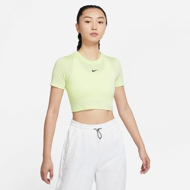  Nike Sportswear Essential Slim Crop Kadın Sarı T-Shirt