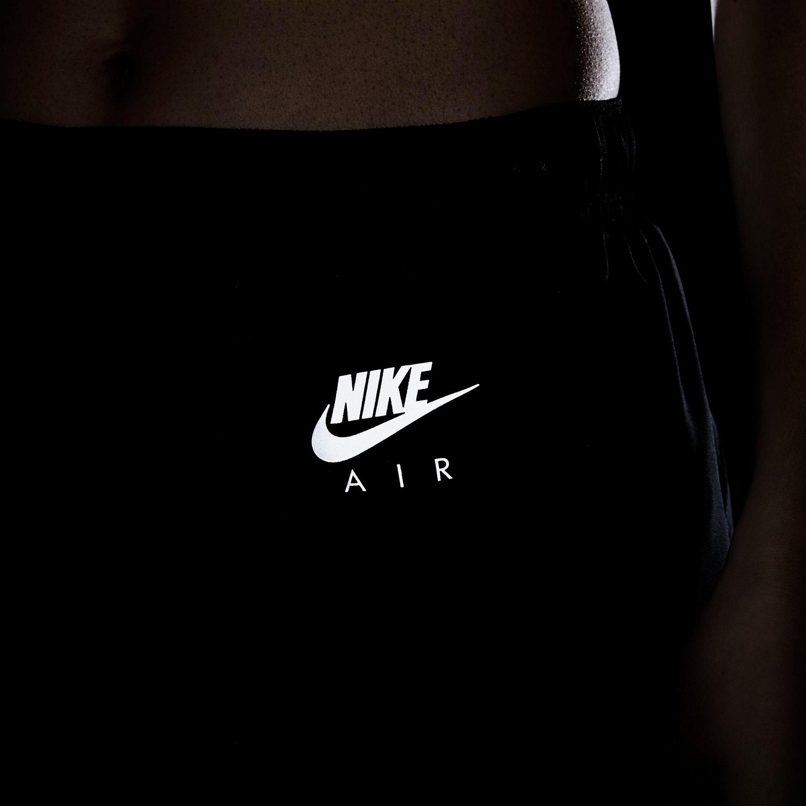 Nike Air Dri-FIT Kadın Siyah-Gri Şort