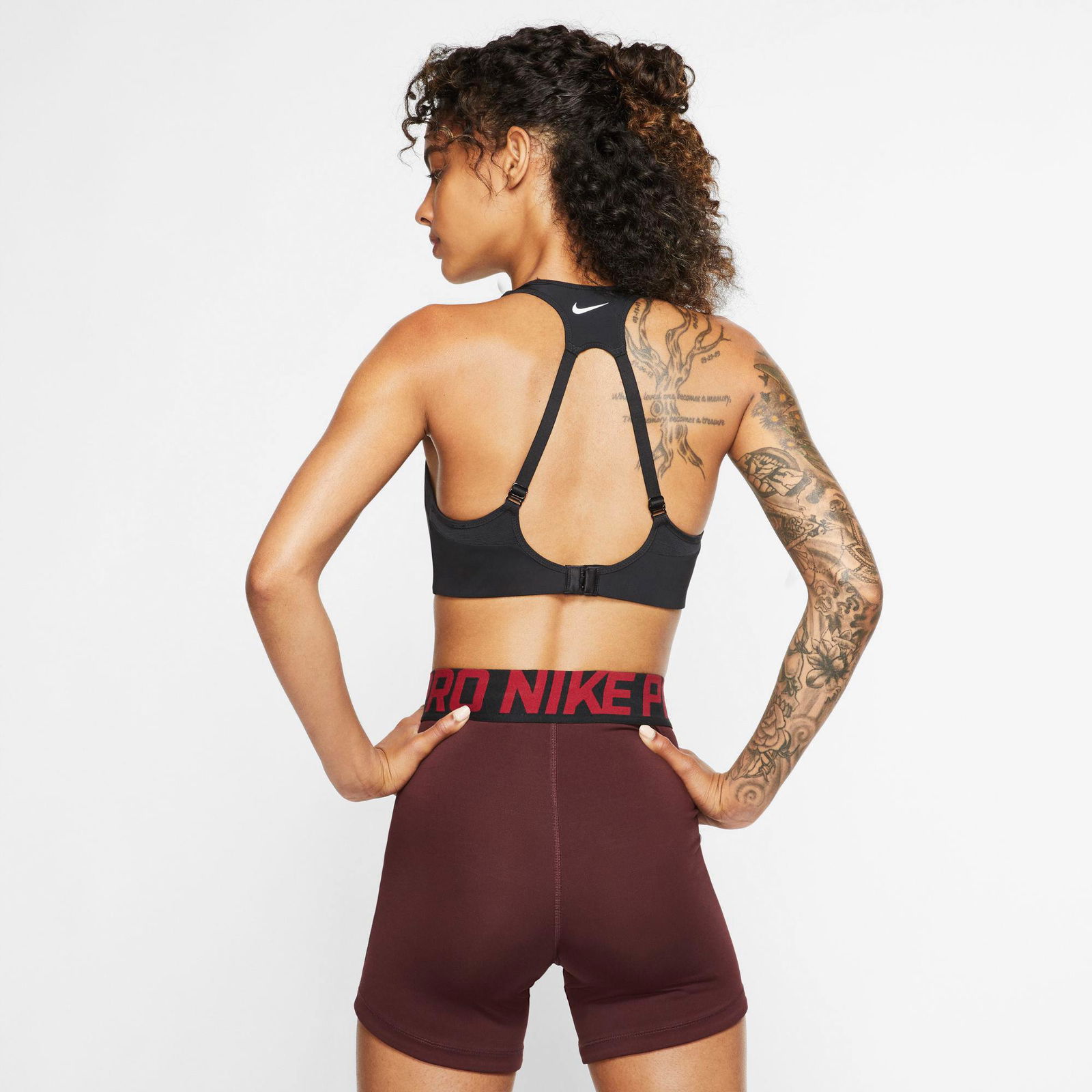 Nike Dri-FIT Alpha Kadın Siyah Bra
