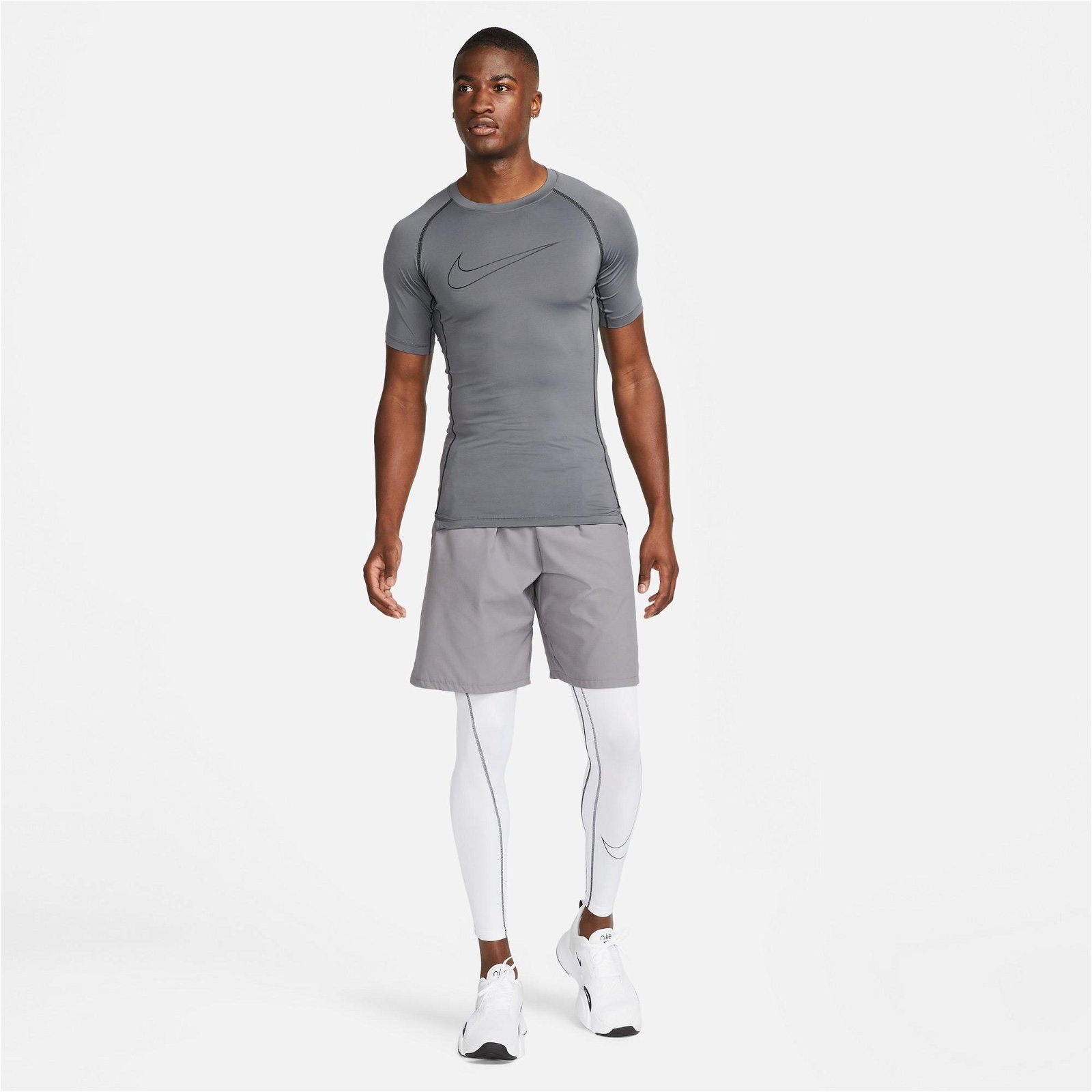  Nike Pro Dri-FIT Top Erkek Gri T-Shirt