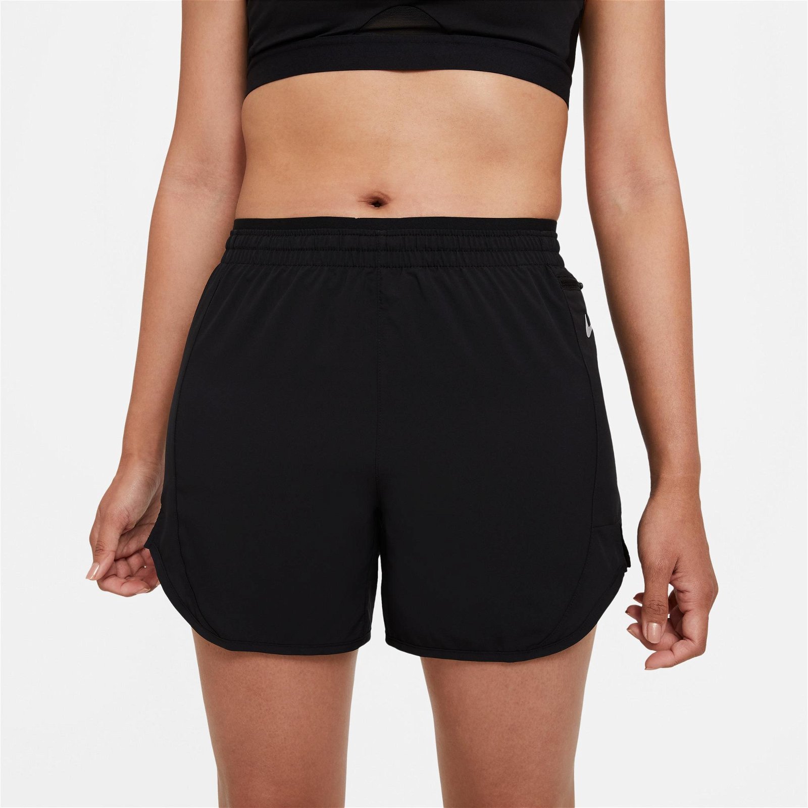 Nike Tempo Luxe 5 İnç Kadın Siyah Şort