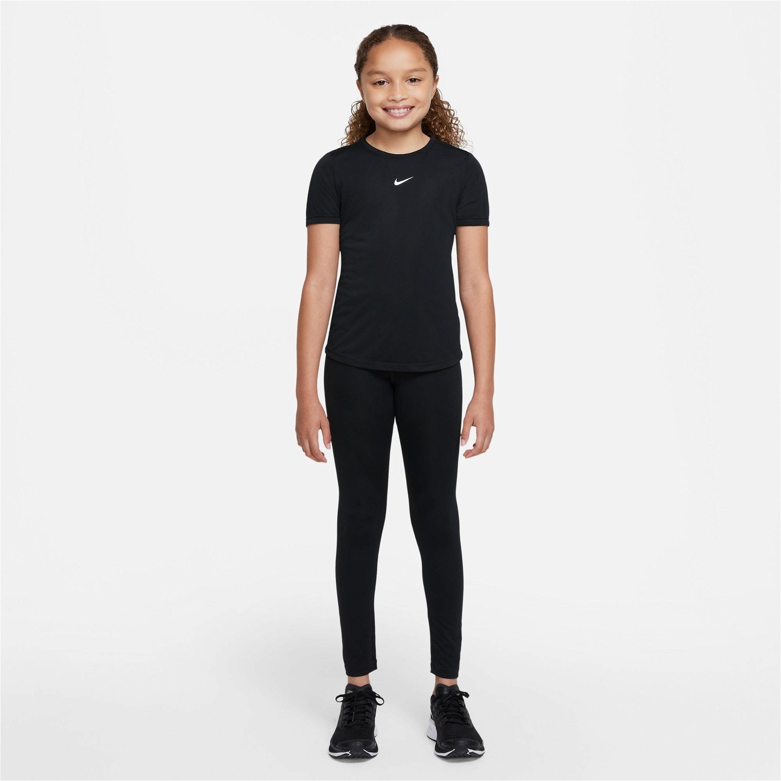 Nike Dri-Fıt One Top Çocuk Siyah T-Shirt