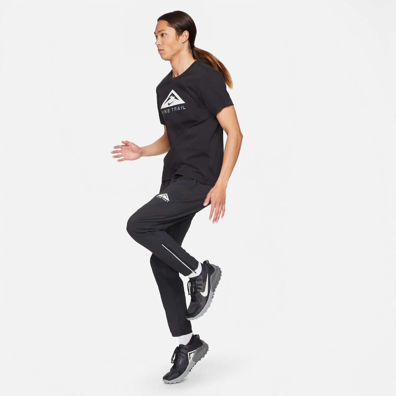 Nike Dri-Fıt Trail Erkek Siyah T-Shirt