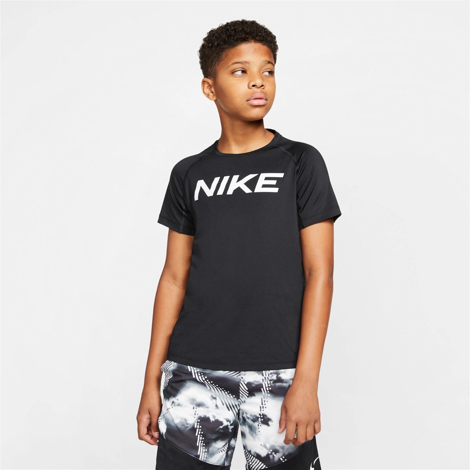 Nike Pro Fitted Top Çocuk Siyah T-Shirt