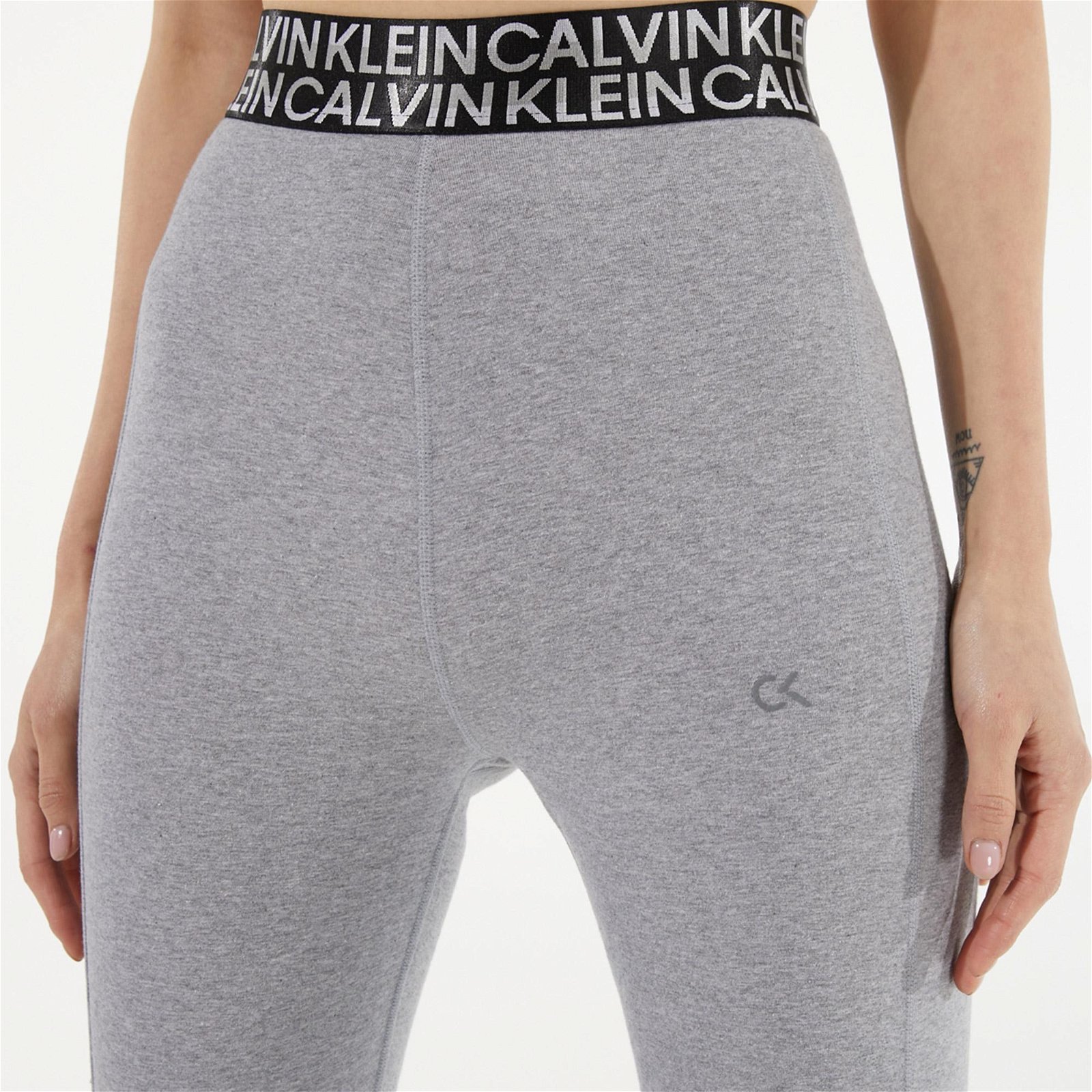 Calvin Klein Essentials Kadın Gri Tayt