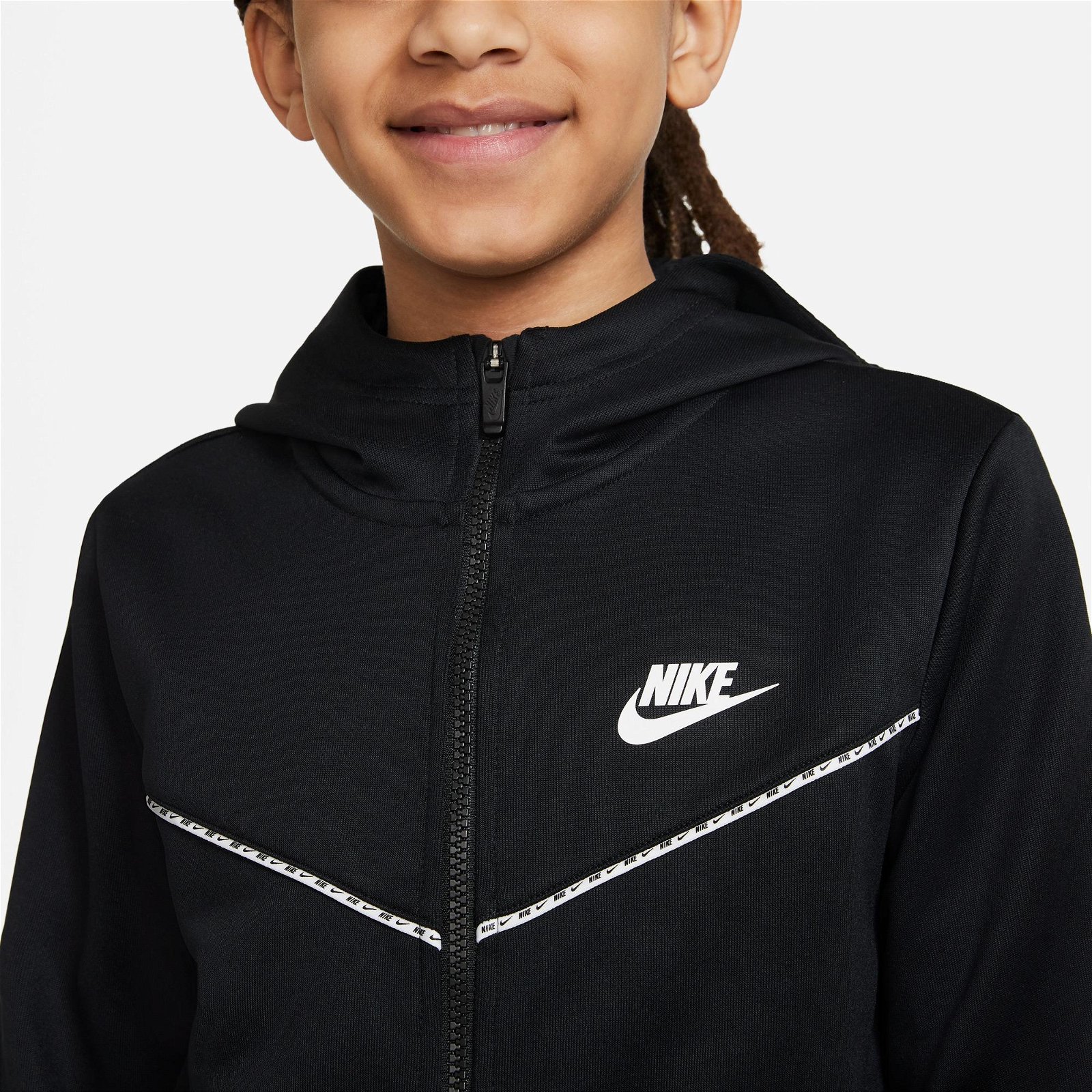 Nike Sportswear Repeat Full-Zip Çocuk Siyah Eşofman Üstü