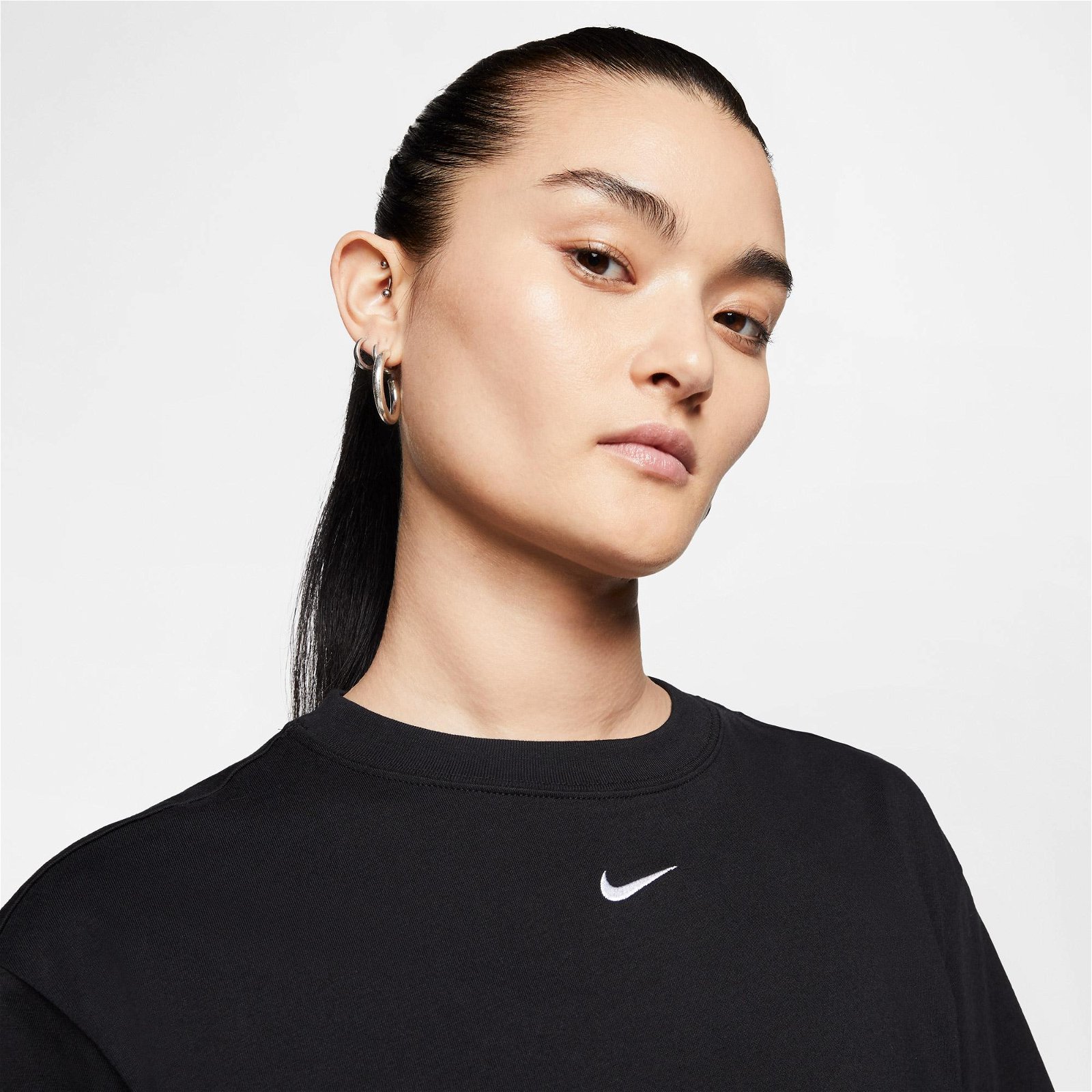Nike Sportswear Essential Short-Sleve Kadın Siyah Elbise