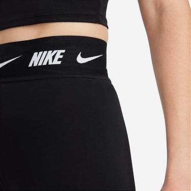  Nike Sportswear Club Yüksek Bel Leggings Kadın Siyah Tayt