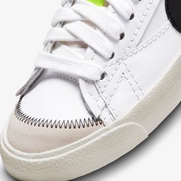  Nike Blazer Low 77 Jumbo Kadın Beyaz Spor Ayakkabı